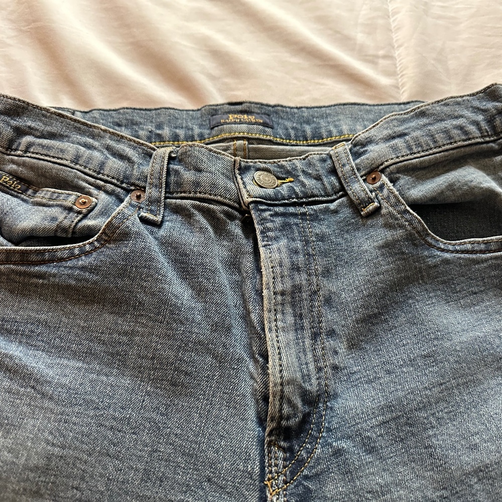 Jeans - Picture 2 of 3